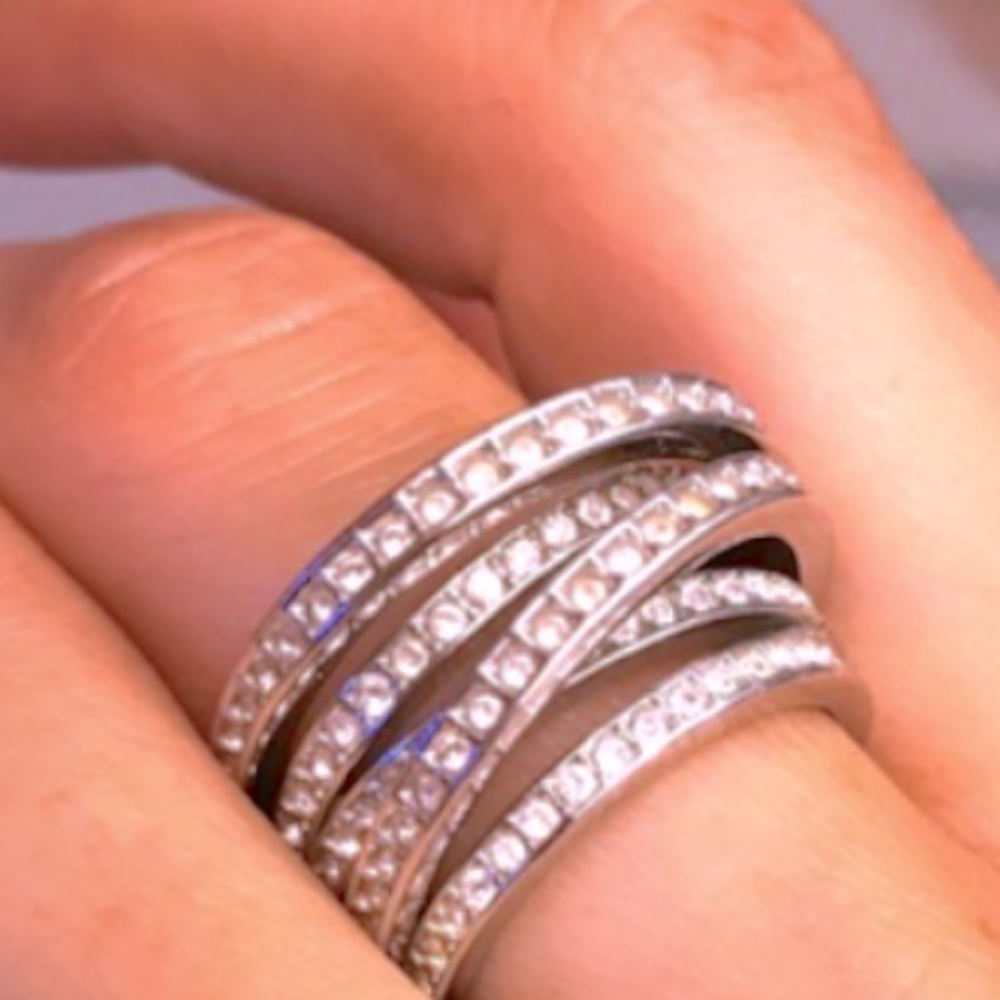 Spiral Swarovski Ring from JUSTIN TIMBERLAKE video